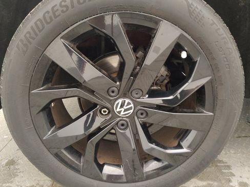 Used 2023 Volkswagen Taos SE FWD image 31