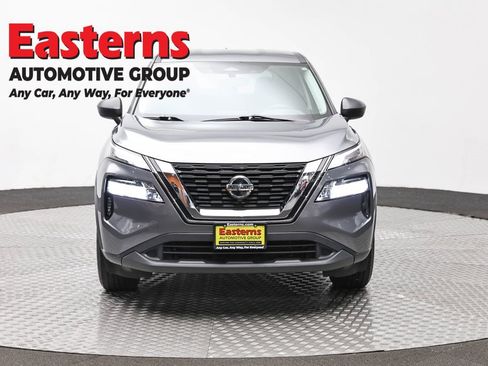 Used 2021 Nissan Rogue S AWD/4WD image 2