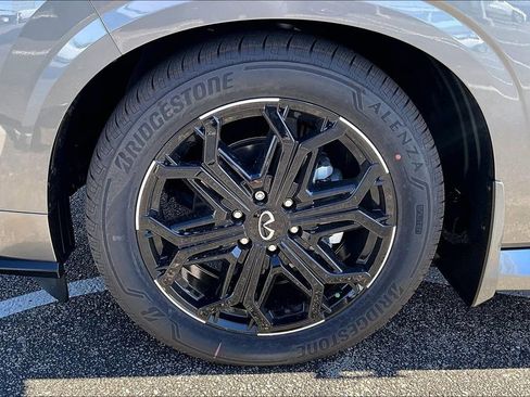 New 2026 INFINITI QX80 SPORT image 16