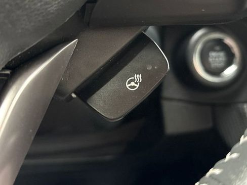 Used 2021 Subaru Forester Limited image 19