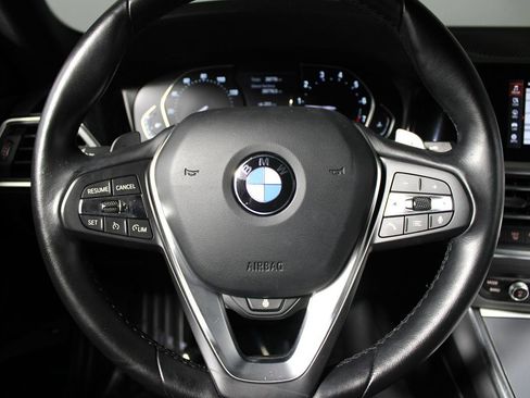 Used 2022 BMW 230i Coupe w/ Convenience Package image 4