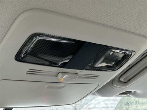 Used 2016 Subaru Forester 2.5i image 37