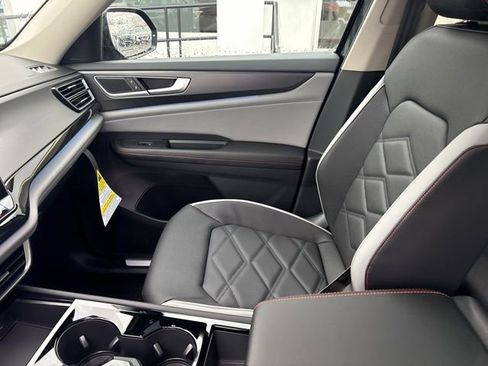New 2026 Volkswagen Atlas Peak Edition AWD/4WD image 19