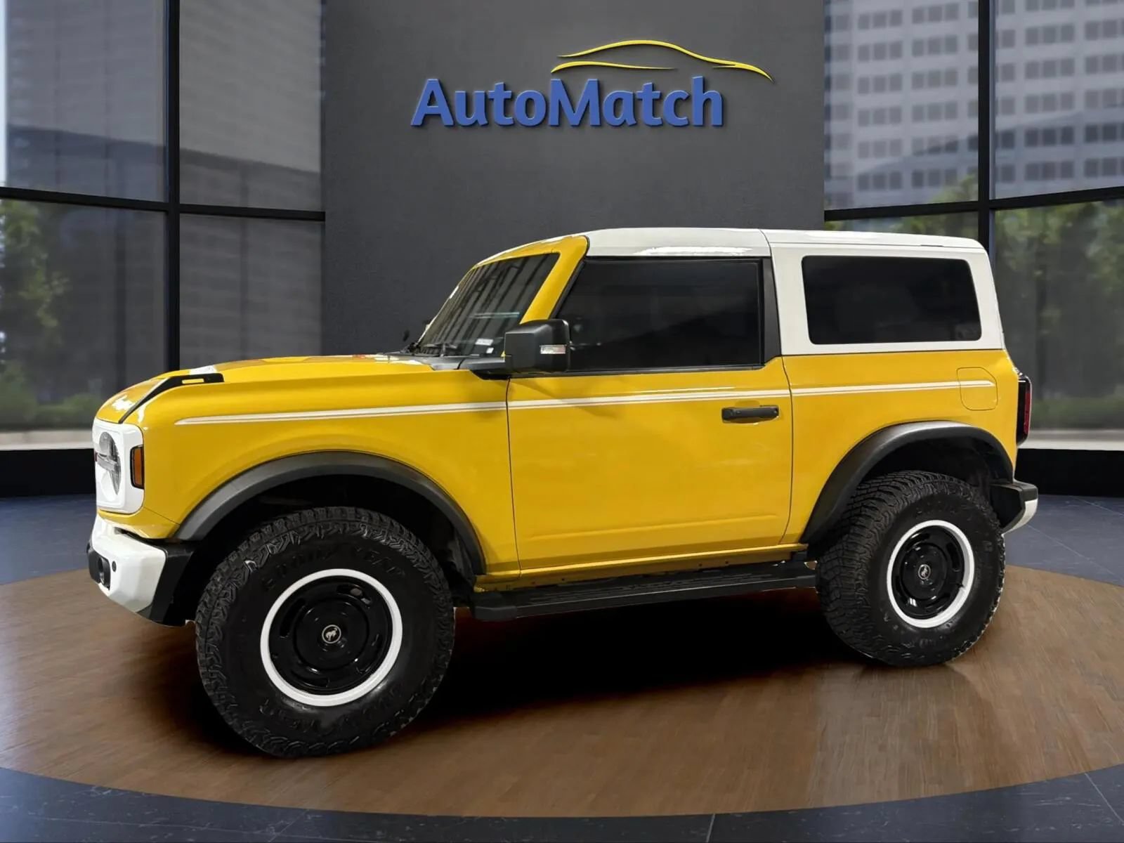 Used 2024 Ford Bronco Heritage Edition AWD/4WD image 6