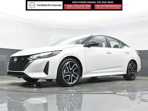 Certified 2025 Nissan Sentra SR w/ Trunk Package image 17