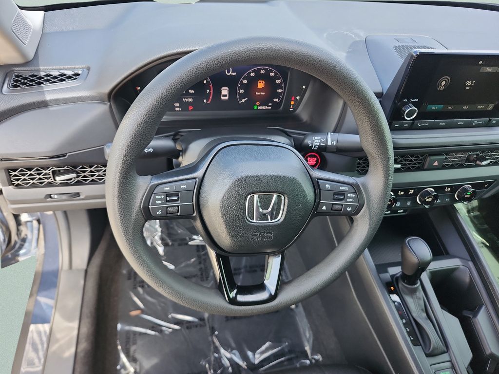 Used 2025 Honda Accord SE image 34