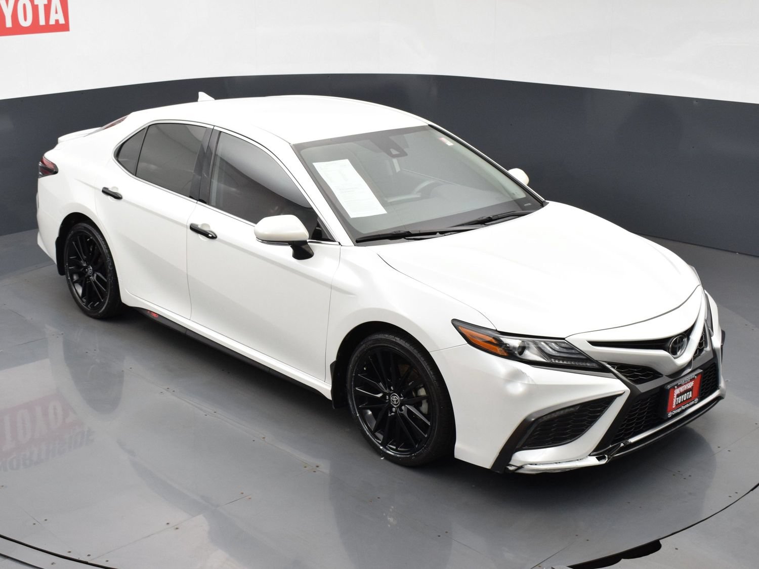 Used 2023 Toyota Camry XSE FWD image 24