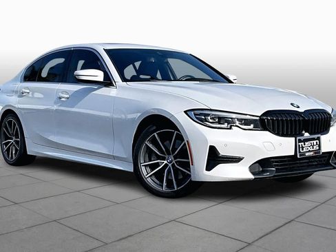 Used 2019 BMW 330i Sedan w/ Convenience Package image 2