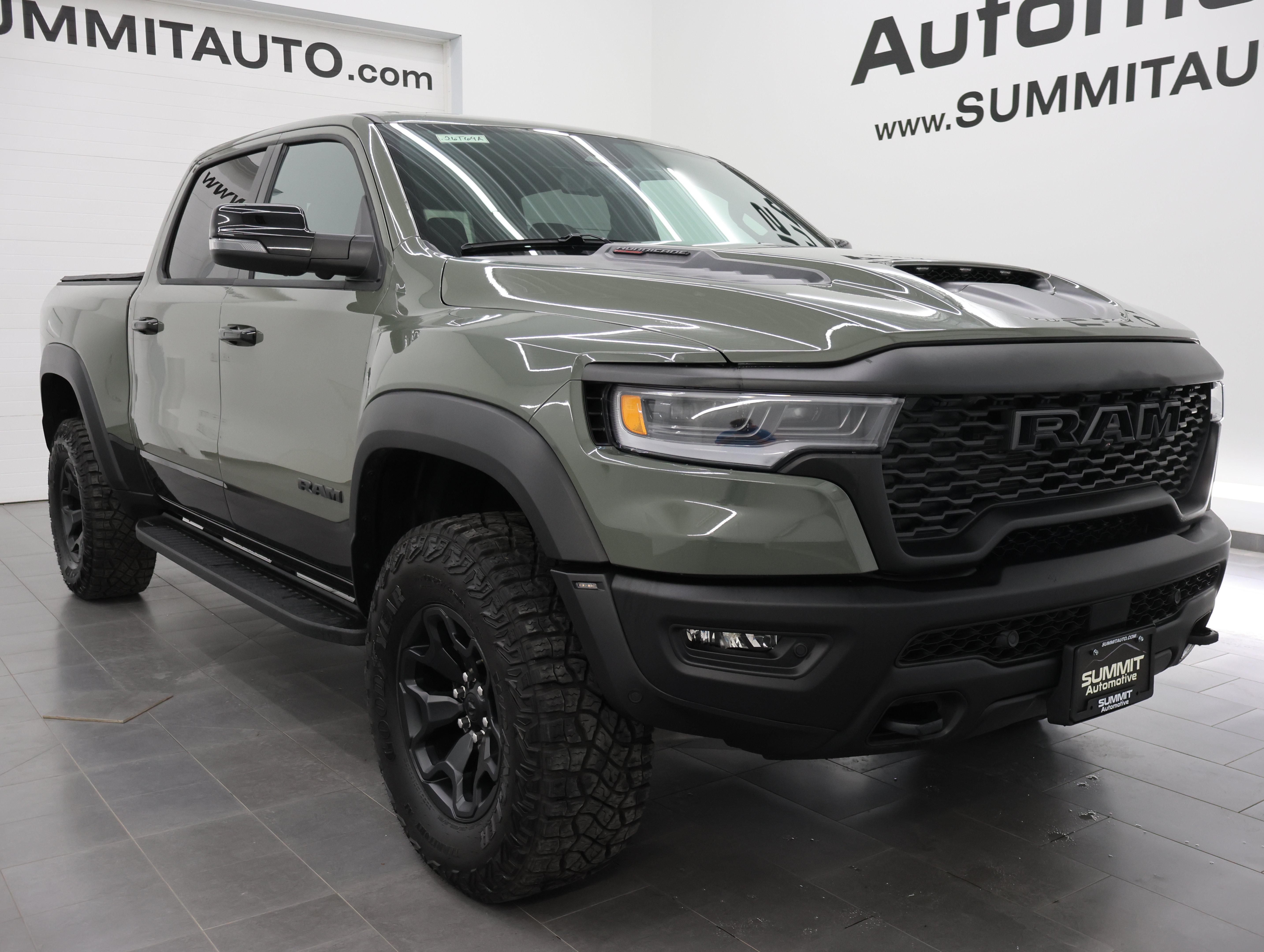 Used 2026 RAM 1500 RHO w/ RHO Level 1 Equipment Group AWD/4WD image 2