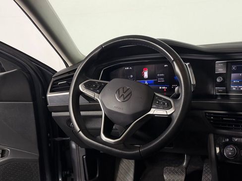 Used 2023 Volkswagen Jetta SE w/ Panoramic Sunroof Package FWD image 13