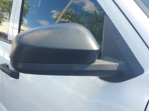 Certified 2024 Toyota Tacoma SR image 7