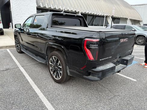 Used 2026 GMC Sierra EV Denali AWD/4WD image 9