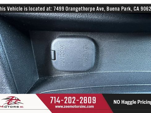 Used 2006 MAZDA MX-5 Miata Grand Touring w/ Premium Pkg RWD image 28