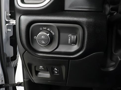 Used 2021 RAM 1500 Big Horn AWD/4WD image 19