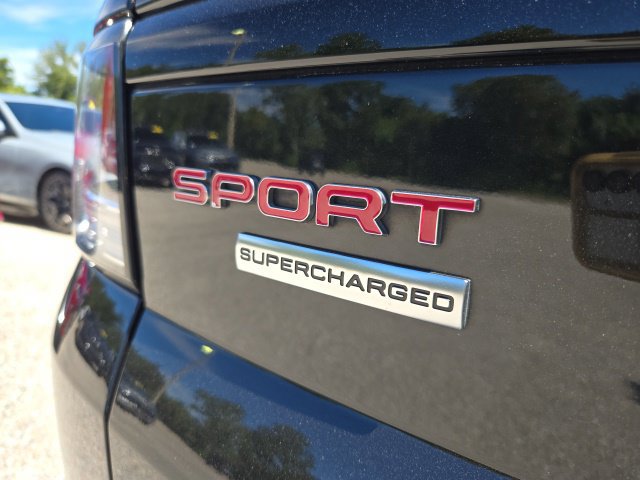 Used 2016 Land Rover Range Rover Sport Supercharged AWD/4WD image 10