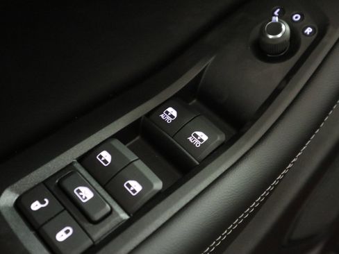 New 2026 Jeep Grand Cherokee Laredo AWD/4WD image 33