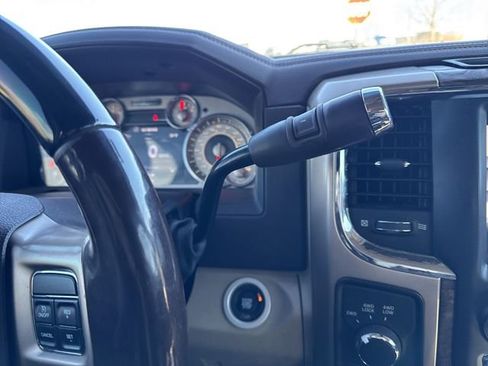 Used 2017 RAM 3500 Laramie Longhorn image 20