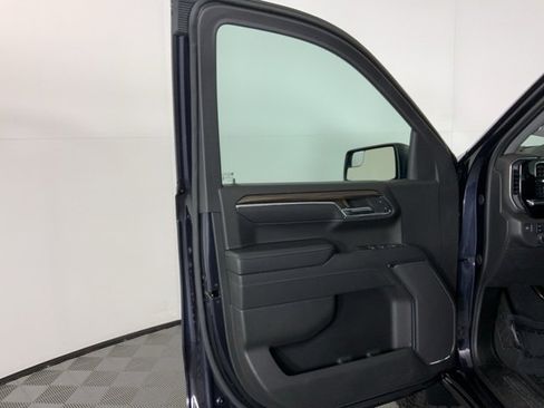 Used 2024 Chevrolet Silverado 1500 LT Trail Boss image 11