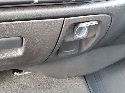 Used 2018 Chevrolet Silverado 1500 LT w/ Texas Edition image 18