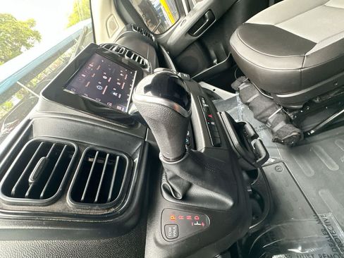 Used 2026 RAM ProMaster 2500 w/ Convenience Group FWD image 21