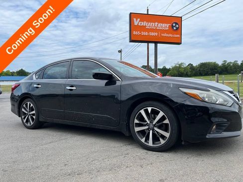 Used 2016 Nissan Altima 2.5 SR FWD image 1