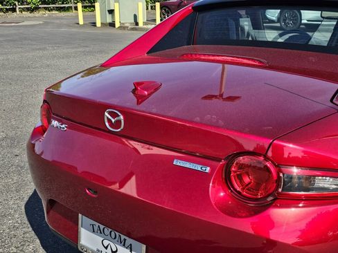 Used 2022 MAZDA MX-5 Miata RF Grand Touring w/ Weather Package RWD image 14
