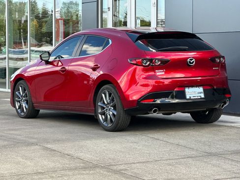 Used 2020 MAZDA MAZDA3 Hatchback FWD image 5