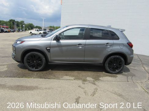 Used 2026 Mitsubishi Outlander Sport LE AWD/4WD image 2