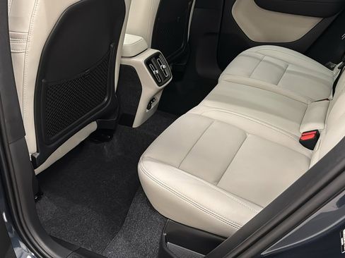 New 2026 Volvo XC40 B4 Plus w/ Climate Package image 27