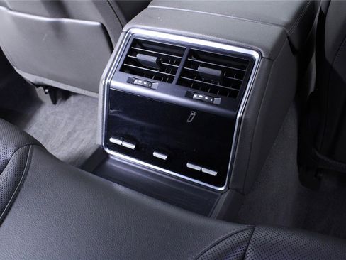 Used 2022 Porsche Panamera 4 AWD/4WD image 16