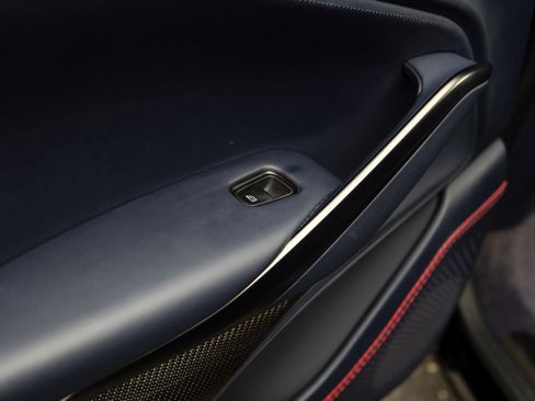 Used 2023 Aston Martin DBX 707 image 28