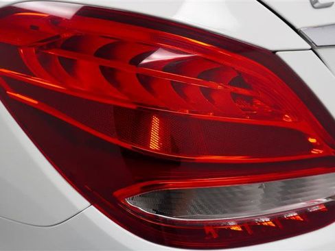 Used 2016 Mercedes-Benz C 300 4MATIC Sedan image 47