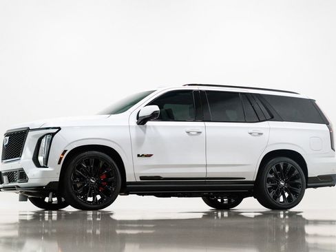 Used 2026 Cadillac Escalade V AWD/4WD image 99