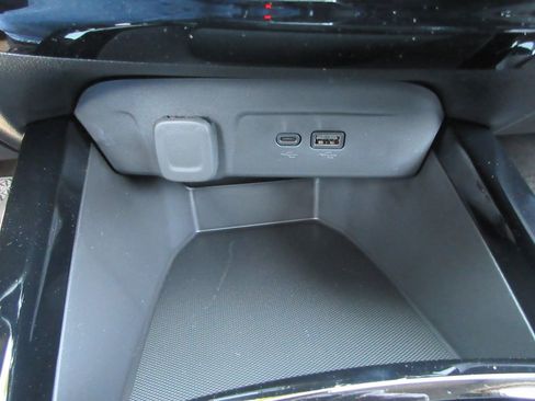 New 2026 Chevrolet Trax LT image 29