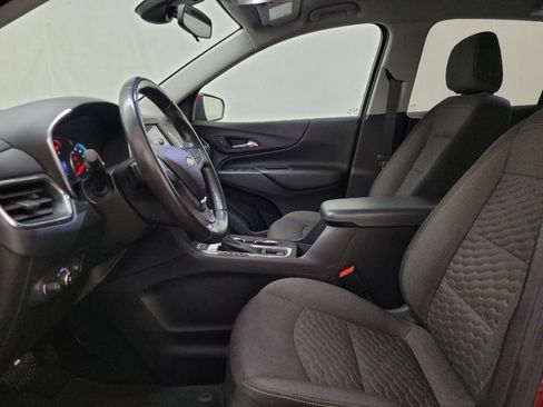 Used 2021 Chevrolet Equinox LT image 17
