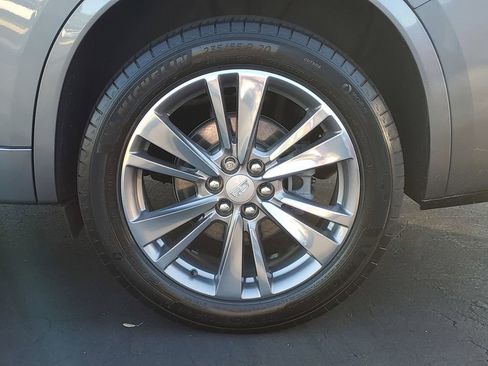 Certified 2022 Cadillac XT6 Premium Luxury image 6