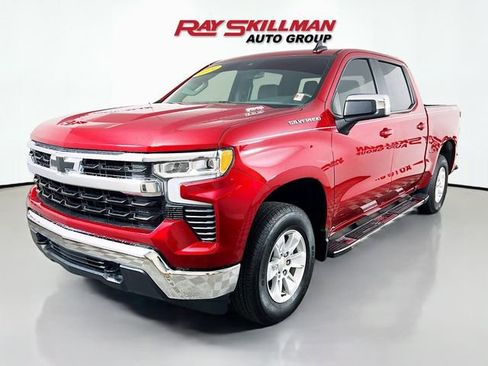 Used 2024 Chevrolet Silverado 1500 LT w/ Protection Package AWD/4WD image 3