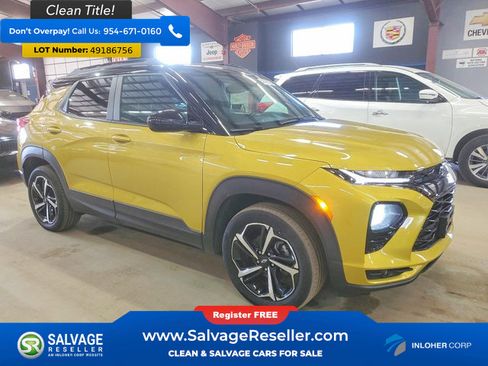 Used 2023 Chevrolet TrailBlazer RS w/ Sun and Liftgate Package image 5