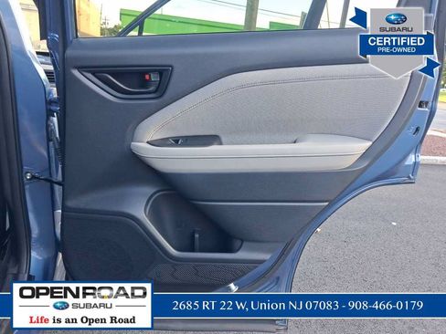 Used 2025 Subaru Forester Premium AWD/4WD image 18