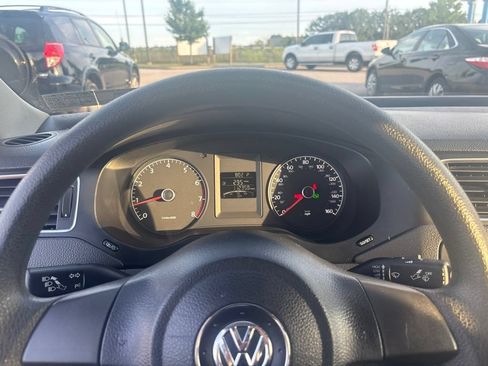 Used 2013 Volkswagen Jetta S FWD image 23