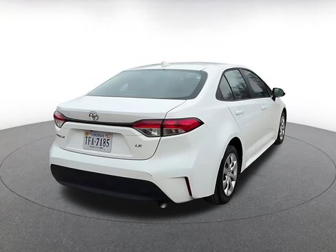 Used 2025 Toyota Corolla LE image 15