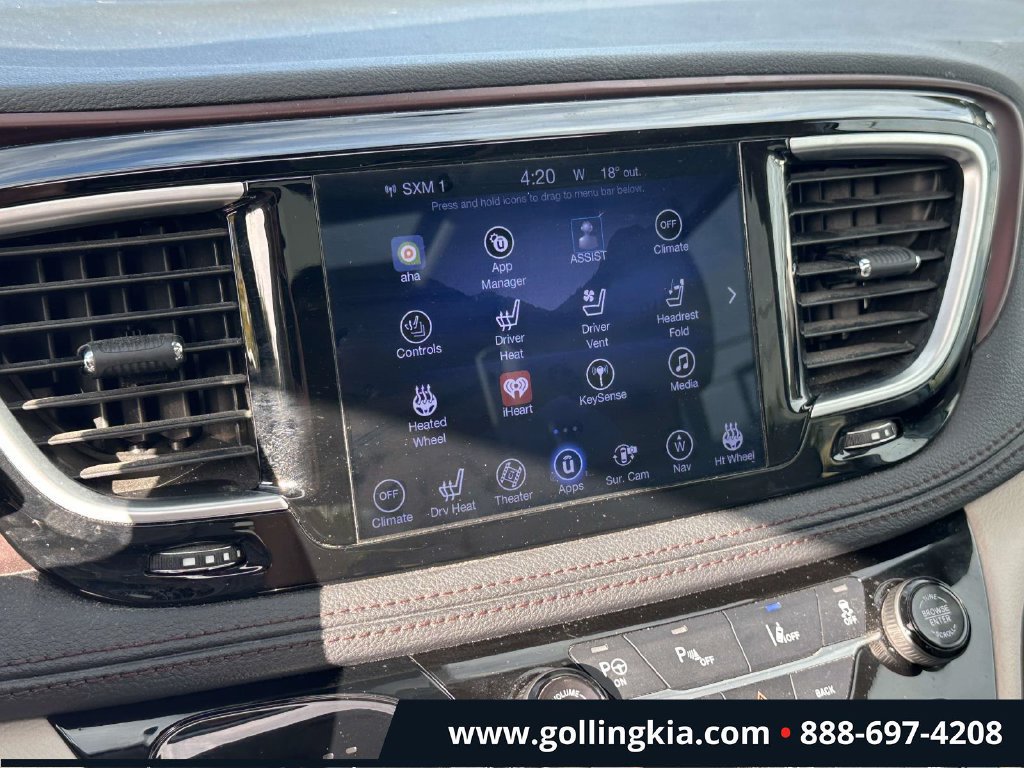 Used 2017 Chrysler Pacifica Limited FWD image 26