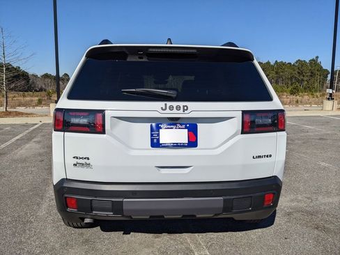 New 2026 Jeep Cherokee Laredo image 20