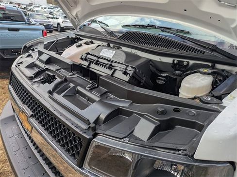 New 2025 Chevrolet Express 3500 w/ Power Convenience Package image 23