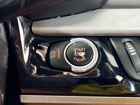 Used 2019 BMW X6 sDrive35i w/ M Sport Package image 17