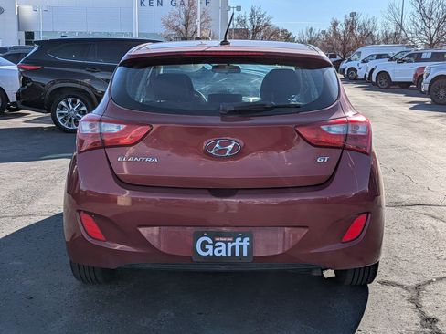 Used 2017 Hyundai Elantra GT image 5
