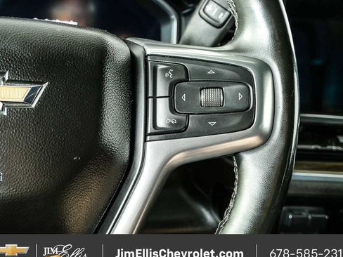 Used 2024 Chevrolet Silverado 2500 LT AWD/4WD image 11
