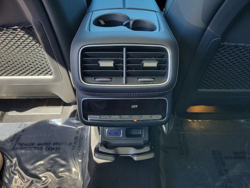 Certified 2026 Mercedes-Benz GLS 450 4MATIC image 12