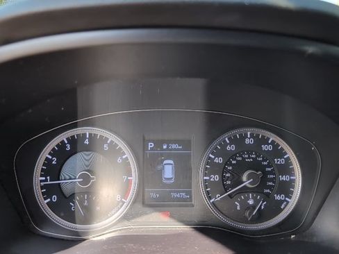 Used 2019 Hyundai Santa Fe SE FWD image 12