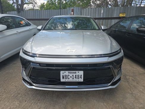 Used 2025 Hyundai Sonata SEL image 2